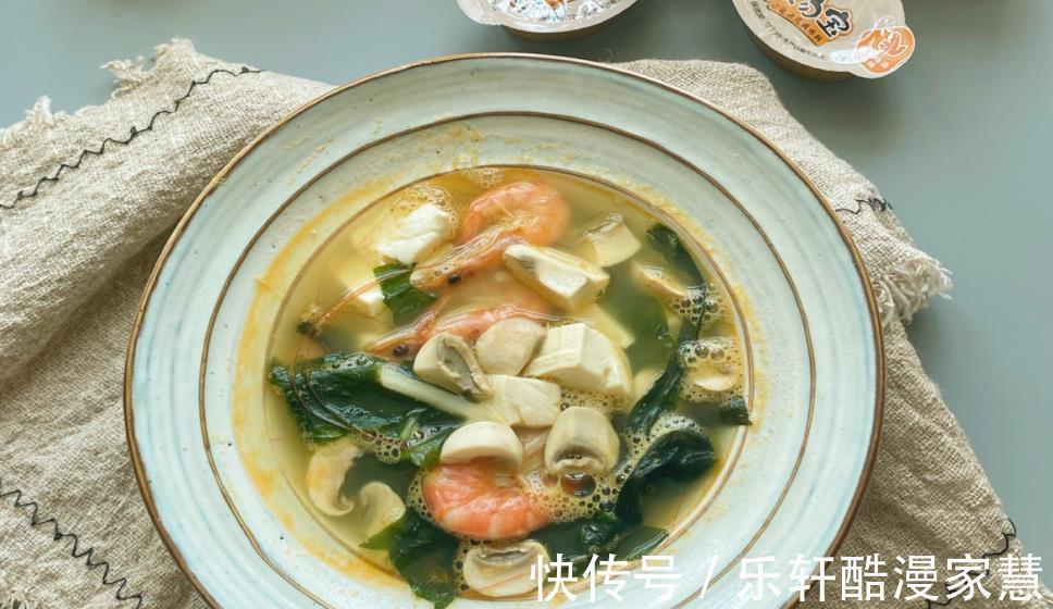 汤汁|入秋后，不懂喝这汤就亏了，营养全面又补钙，孩子超爱喝！