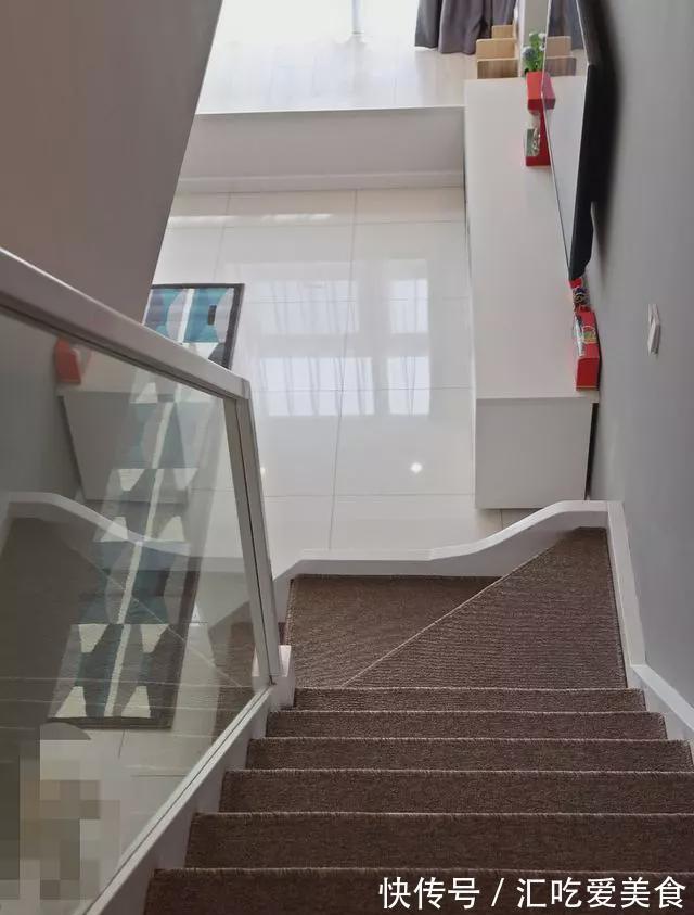 齐家云云|5万改造loft公寓,厨房居然可以这样设计,邻居看了都想砸了重装