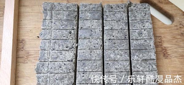 赤小豆粉|三伏天湿气重,教你在家复刻网红祛湿膏,跟湿气说拜拜