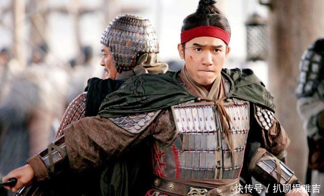 吕布|关羽一言不合就挑战,为何从不和吕布打?原因有三条