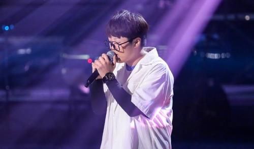 谭轩辕|《好声音》中秋晚会歌单公布，学员中只有王靖雯是独唱，何意？