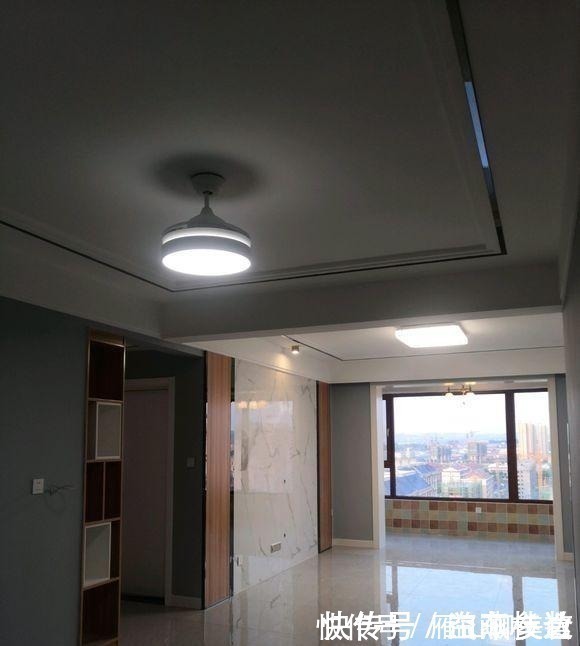 心头好|简单装修的新房,打扫干净就很漂亮了,最满意电视墙和玄关,晒晒