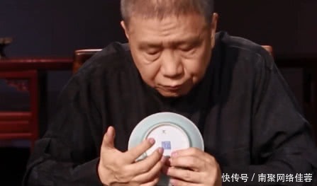 撒手|马未都:逛古玩摊被人盯上,这个碗拿起来后,我就没敢撒手
