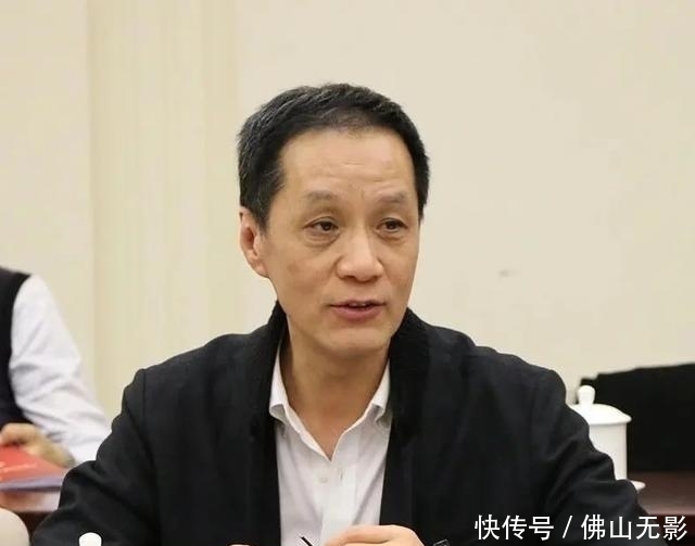 冯远征谈北京人艺“招不到人”苦恼,娱乐圈倾向流量艺人路难走?