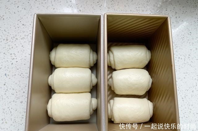 早餐女儿最爱的一款吐司,1周可以吃3次,柔软拉丝放三天也不硬