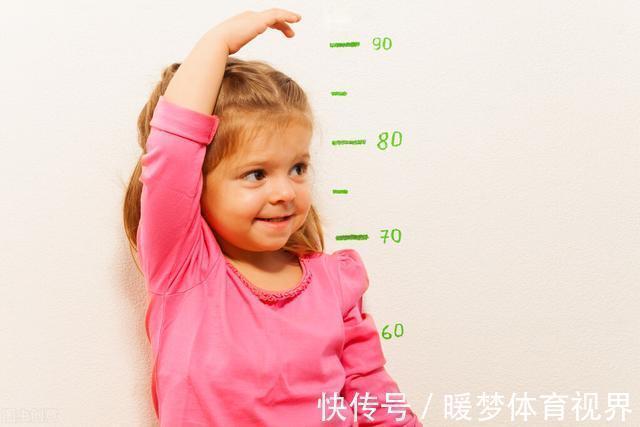 初潮|女孩开始发育的症状有哪些?月经初潮后的终身高能不能预测呢?