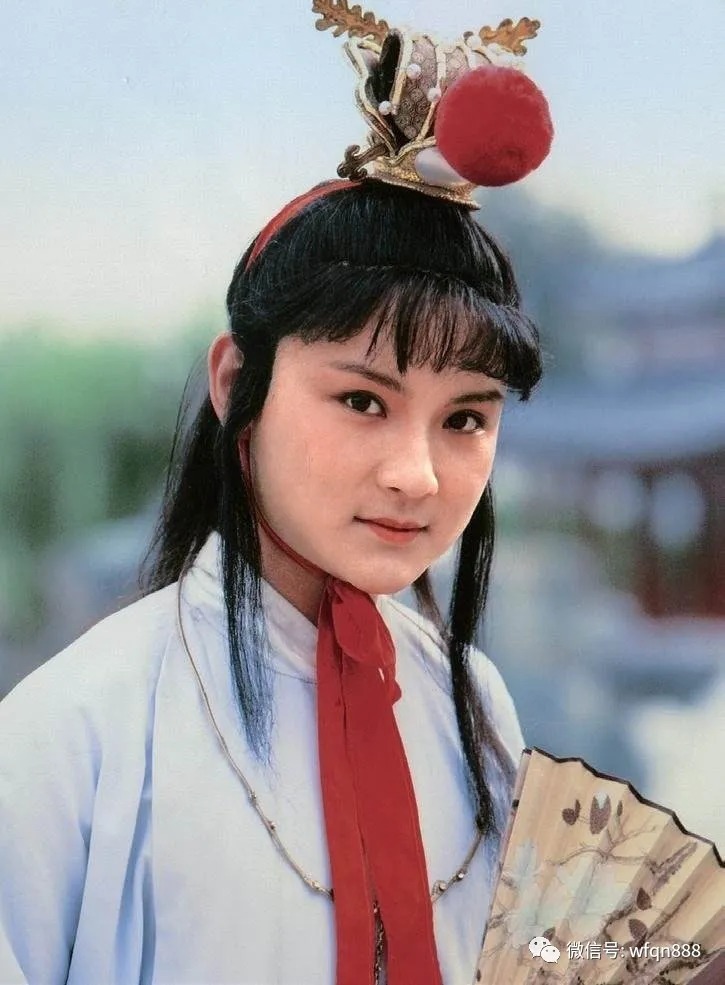 贾宝玉@古代嫡、庶区别有多大?看看红楼梦贾宝玉两兄弟的待遇,你就懂了