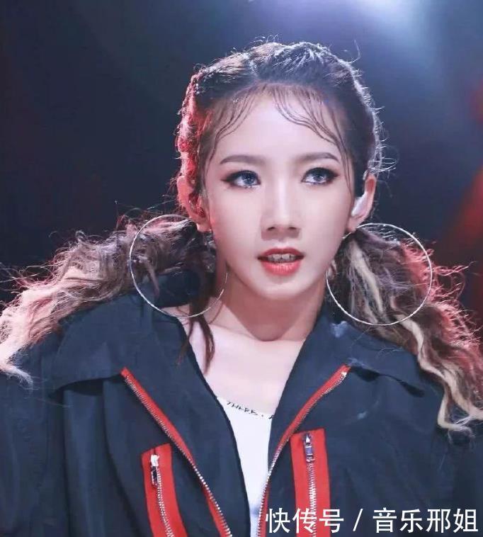 孟美岐 你谁啊当孟美岐开始“模仿”吴宣仪后我的心脏有点受不住