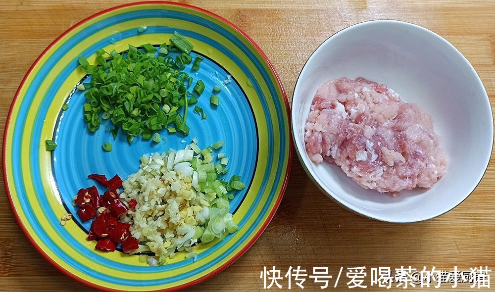 教你砂锅豆最过瘾的吃法,香气浓郁鲜嫩可口超下饭,做法还简单