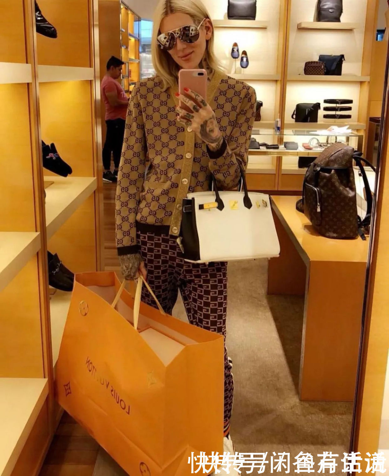 jeffree|国外美妆博主才是真的壕!爱马仕包包当伴手礼,香奈儿随便切着玩