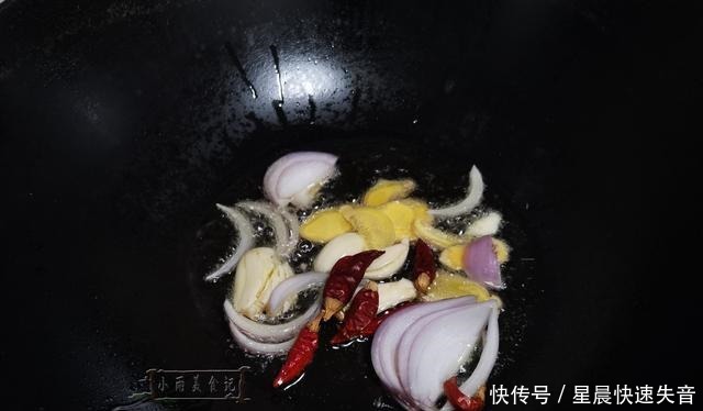 小龙虾“失宠”后,它再登“夜市霸主”宝座,食客百吃不厌!