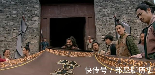 梁山|宋江到底多狡诈，到底多腹黑张顺之死将其暴露无遗