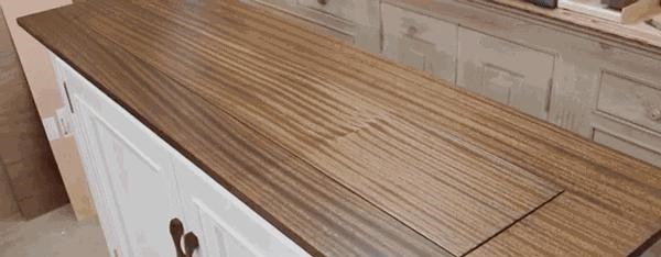 苏明玉|单身小姐姐为方便,在20㎡小房处处“挖坑”,随手一掀就是惊喜!