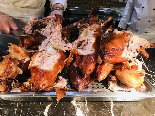  酒店|人均200+的五星级酒店自助餐，怎么吃才能回本？