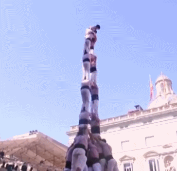 |搞笑GIF:大学宿舍的KTV包间