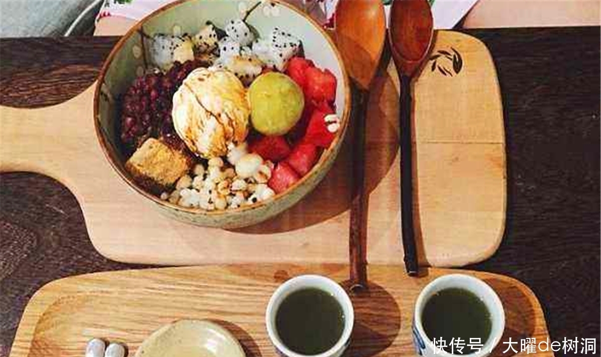 半饥半饱|农村俗语“半饥半饱桃花色,死吃猛涨菊花黄”,吃饭也有学问