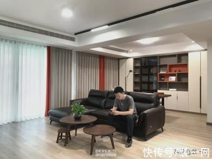 主卧|143平现代风格实景案例赏析，厨房三联动门设计通透明亮