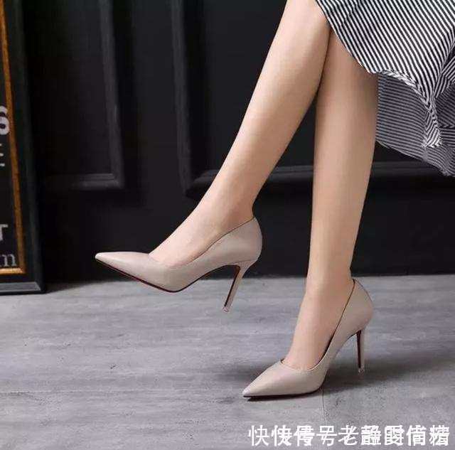 摩登范|经典魅惑的尖头高跟鞋, 增添职场女性无限魅力
