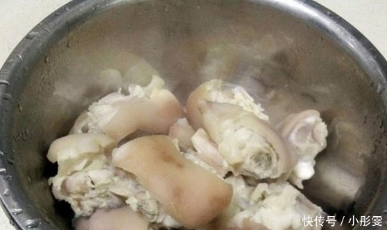 猪蹄|这肉吃得越多,身体越棒,再贵也得咬牙买3斤,孩子多吃强身健体