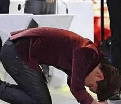 天天向上的小五,临走时不顾一切跪接汪涵的银行卡离开,现状如何