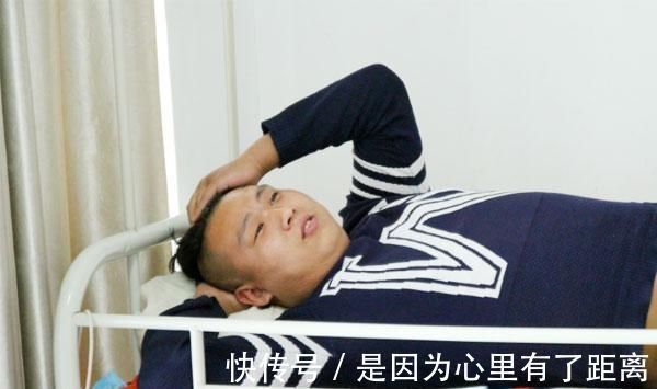 后背|睡眠不好怎么辦？每天睡前活動十分鐘，告別失眠、容顏變好