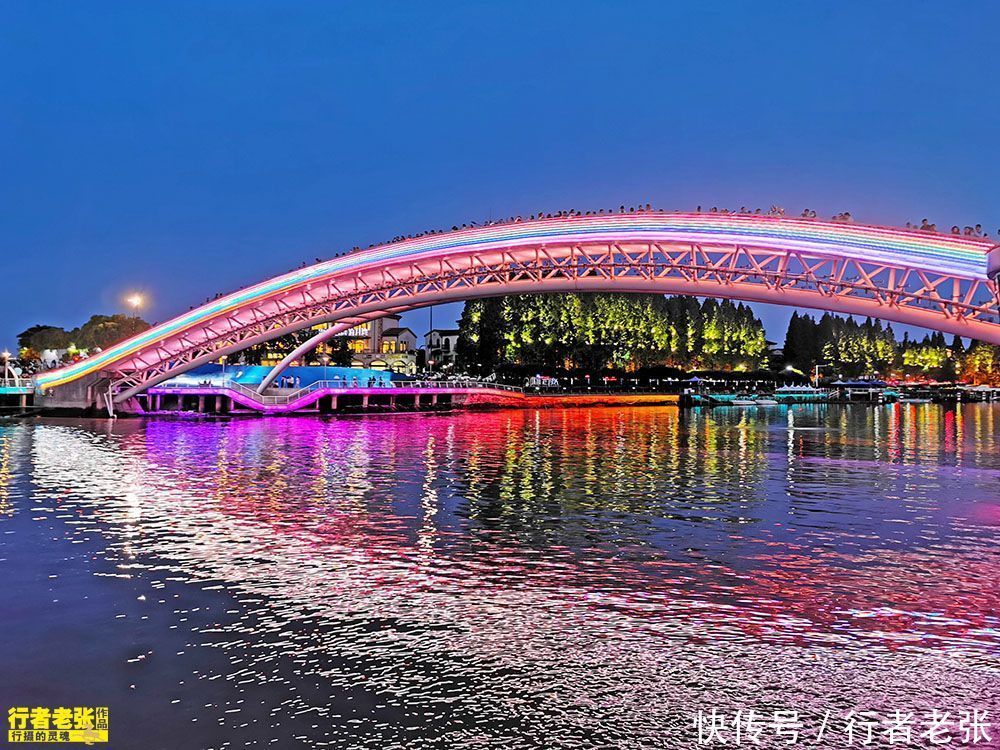 老张|太湖上造型最独特的环形建筑，南太湖必打卡景点，水上月亮酒店