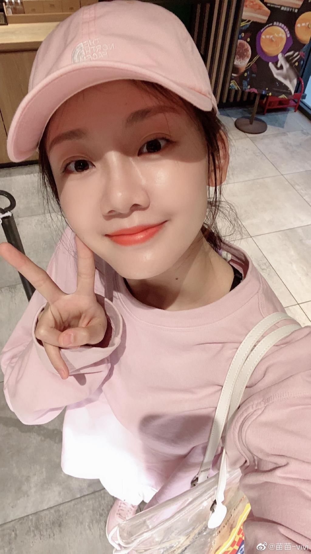  老婆|郑恺当爸后录跑男，被大家起哄难掩喜悦，对老婆四字称呼超甜