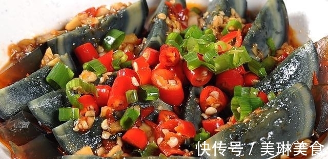 皮蛋5种最好吃的做法，简单美味又下饭，看看你喜欢吃哪种？