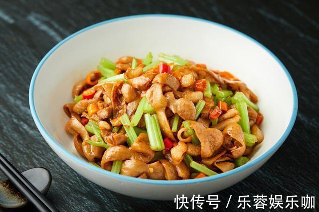 猪大肠|清洗猪大肠,30年老师傅教你技巧,干净无异味,吃起来更放心