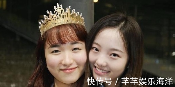 连衣裙|日乒女神隔空比美！21岁伊藤一脸婴儿肥，石川佳纯穿连衣裙很淑女