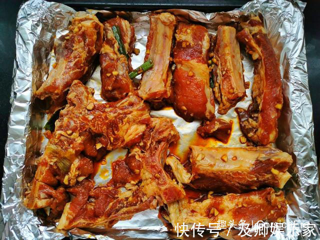 大排骨|排骨不管哪种做法，切记不要焯水，牢记这1步，排骨鲜嫩无腥味