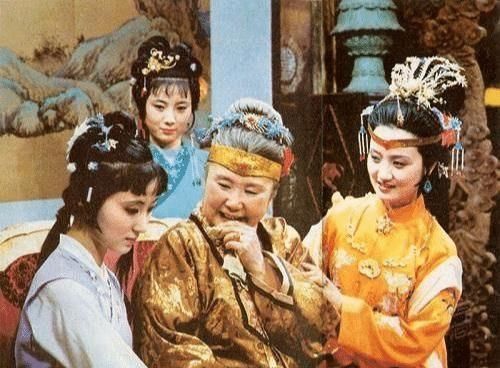 不再|林黛玉做错了一件事,让贾母厌恶她,不再支持她嫁给贾宝玉