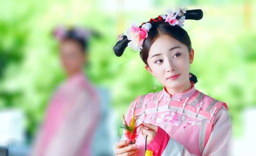 时隔八年,杨幂再次穿上清宫戏服,却遭网友神吐槽