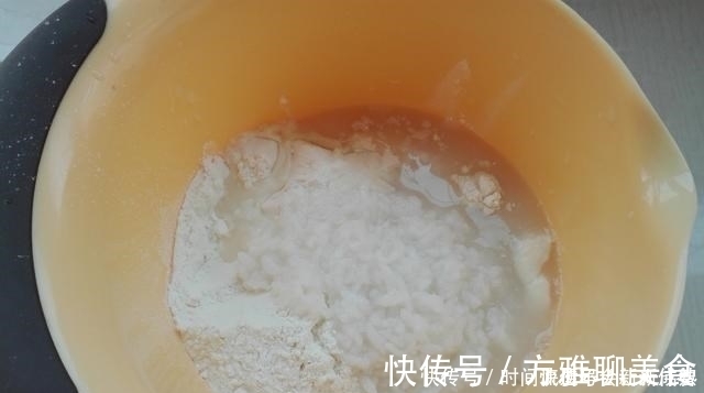 大米粥|原来大米还能这样吃，教你个神奇做法，简单又营养，出锅就抢光！