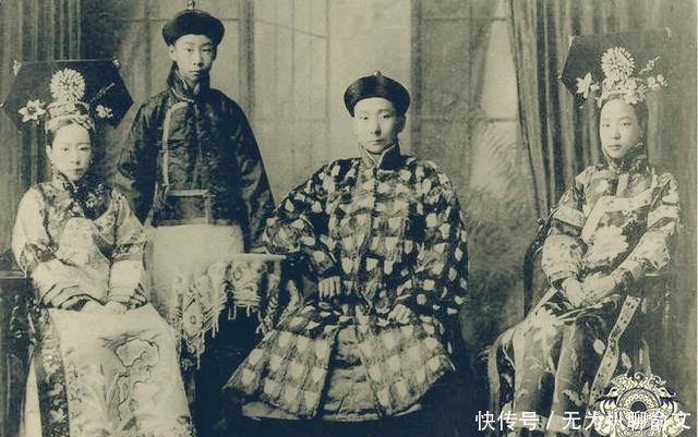 老照片|清末福晋老照片:图五是末代皇帝溥仪的亲生母亲,图八三位最漂亮