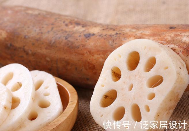 排骨炖莲藕怎么做不发黑?莲藕下锅前多做一步,汤汁浓郁不黑