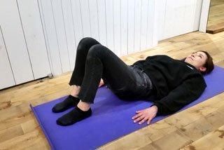 动作|进行大负重训练时,核心不稳定,导致腰部疼痛,了解相关训练动作