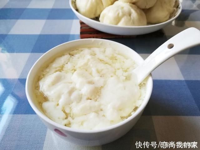  快过年啦!自制豆腐豆香味更浓，过年家里聚餐做菜也方便!