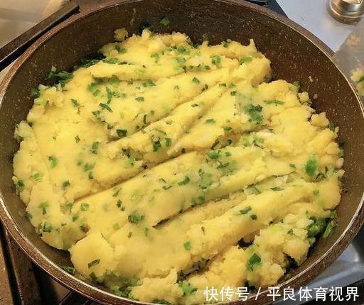 迷上|孩子最近迷上了土豆的这种做法,三天两头吵着吃。