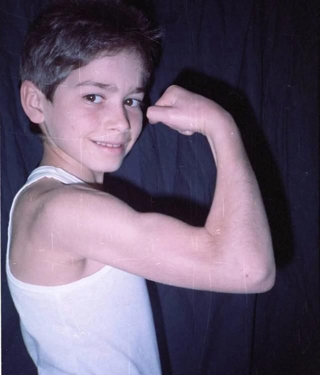 自律|“健身第一男神”，巧克力腹肌，完美肌肉全球身材最好