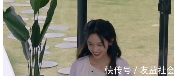 《山河令》结束后,周也再见龚俊,开口的一句称呼瞬间破防了