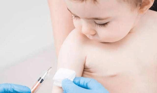 宝宝|婴儿打针的时候很淡定,为什么拔针之后就哇哇大哭?其实原理简单