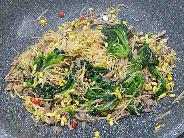 维生素e|冬季就吃这个菜,简单一炒,清热明目,保护皮肤,保护毛细血管