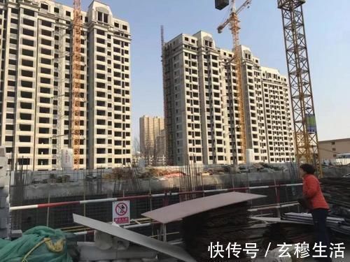 房子|买完房子房产证什么时候下来还清房贷房产证才能下来看看分析