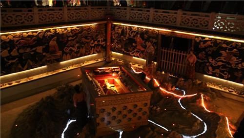  明白|秦始皇陵到底埋了多少水银？专家：看山顶长的石榴树，你就能明白