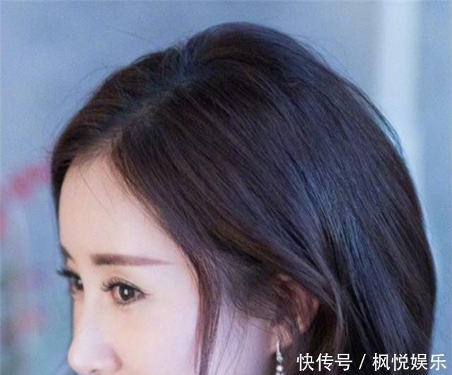 “酒窝发”,时髦减龄又显脸小,谁剪谁美