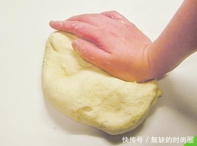 料足|用平底锅做披萨,比烤箱还方便,料足美味,早餐也可以很丰盛