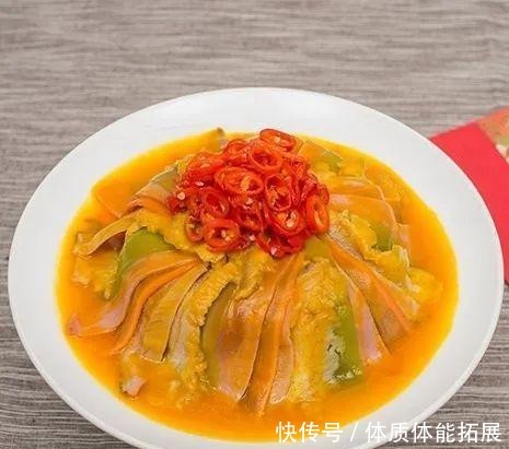 八道酒楼旺销特色菜!