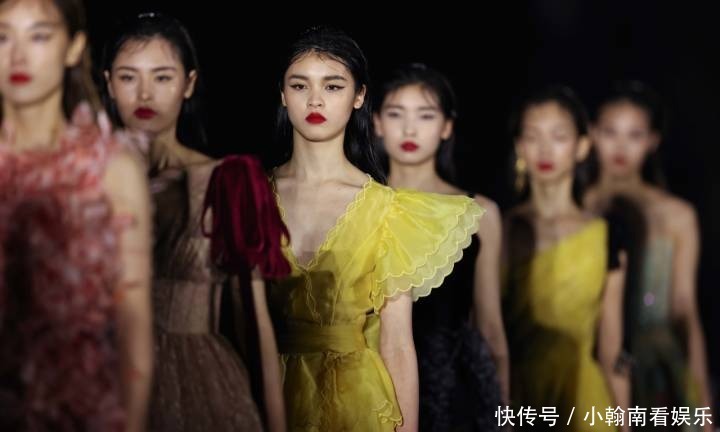 超百名模特时装走秀,让人文西湖多了一份时尚