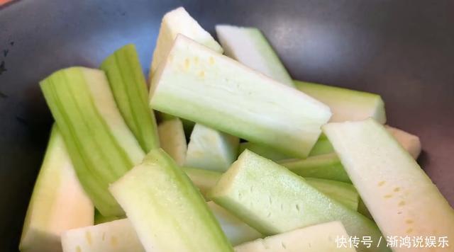 好吃|今天才知道,面条可以这样吃,比水煮好吃比炒简单,吃着真解馋